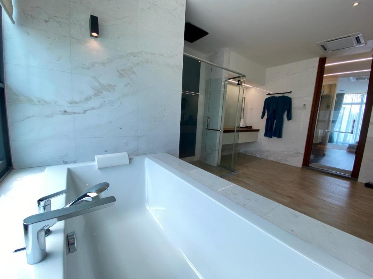 Ikiru 18 Private Saltwater Pool Villa, 3 Ensuite Br, Outdoor Bbq, 5 Mins To Beach بانتايْ تْشينانغ المظهر الخارجي الصورة